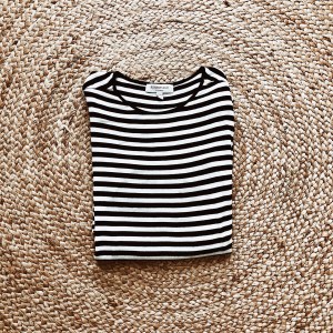Witchery black and white stripe long sleeve t-shirt.