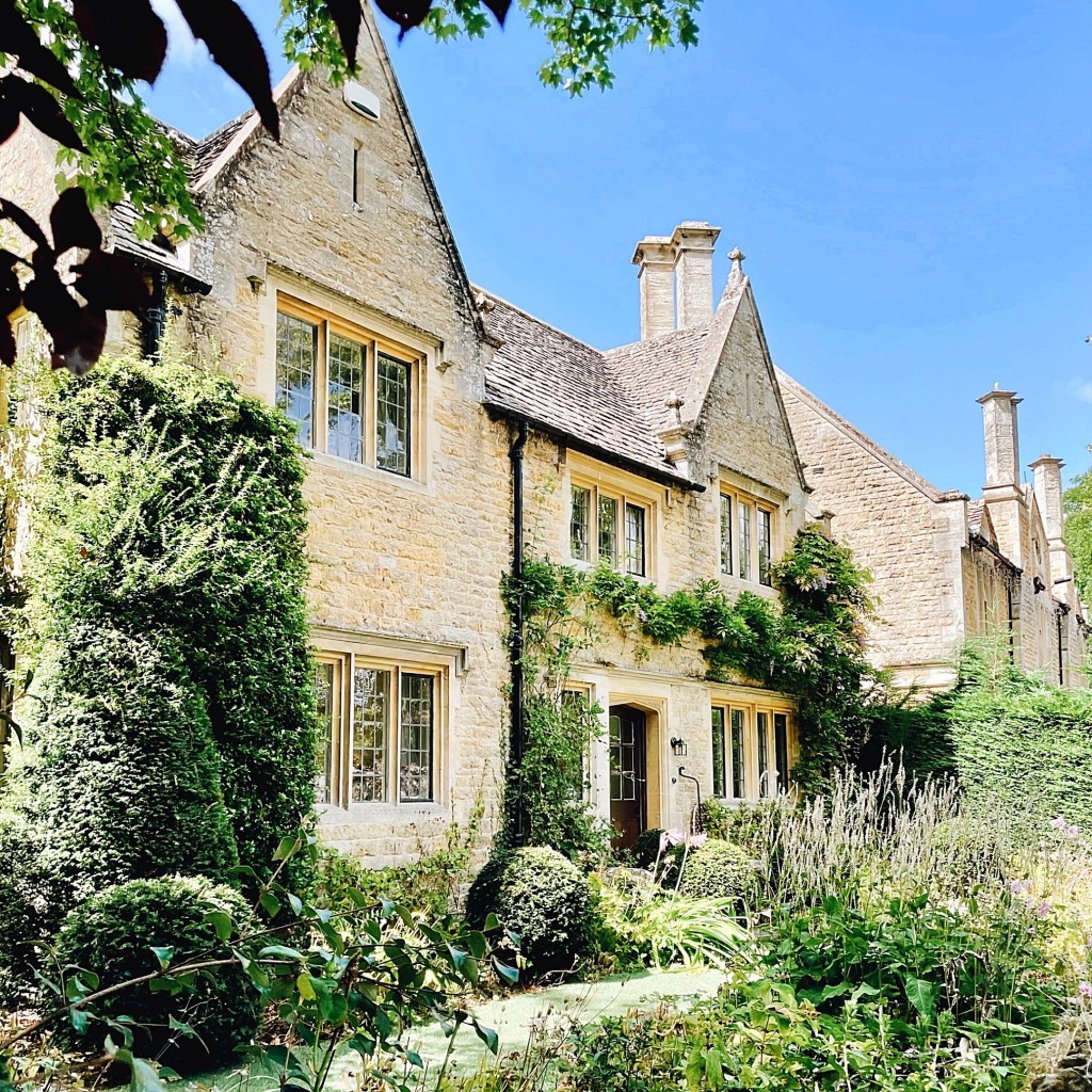 Houses in Bourton-on-the-Water, Gloucestershire, England.
